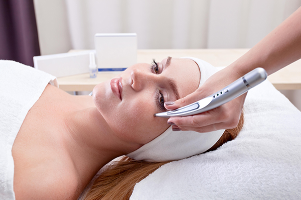 美容師應該如何向客戶介紹產(chǎn)品和項目的銷售情況